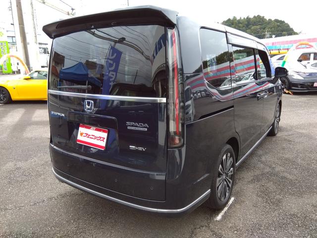 ステップワゴン ｅ：ＨＥＶスパーダ☆プレミアム☆１１型ナビ☆後席１０型モニタ　純正１１型ナビ・スマフォ連携Ａｐｐｌｅ＆Ａｎｄｒｏｉｄ・ホンダトータルケア対応・後席１０型フリップ・ナビ連動前後ドラレコ＆ＥＴＣ・全方位カメラ・ハーフレザー前後ヒーター・コーナーソナー・運転支援（10枚目）