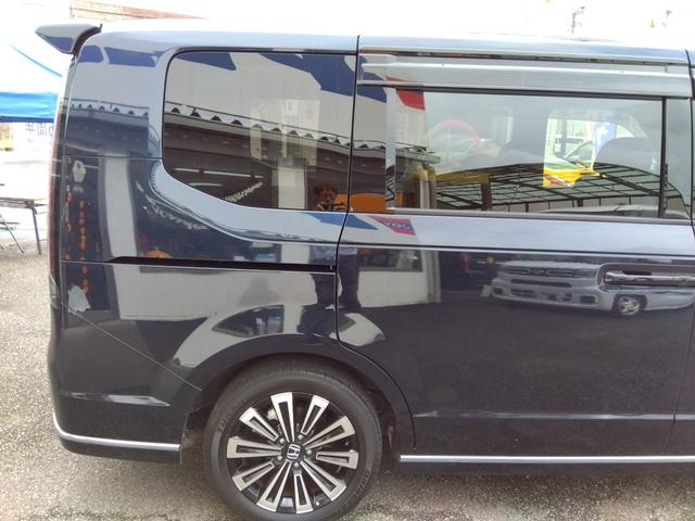 ステップワゴン ｅ：ＨＥＶスパーダ☆プレミアム☆１１型ナビ☆後席１０型モニタ　純正１１型ナビ・スマフォ連携Ａｐｐｌｅ＆Ａｎｄｒｏｉｄ・ホンダトータルケア対応・後席１０型フリップ・ナビ連動前後ドラレコ＆ＥＴＣ・全方位カメラ・ハーフレザー前後ヒーター・コーナーソナー・運転支援（13枚目）