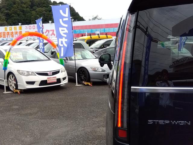 ステップワゴン ｅ：ＨＥＶスパーダ☆プレミアム☆１１型ナビ☆後席１０型モニタ　純正１１型ナビ・スマフォ連携Ａｐｐｌｅ＆Ａｎｄｒｏｉｄ・ホンダトータルケア対応・後席１０型フリップ・ナビ連動前後ドラレコ＆ＥＴＣ・全方位カメラ・ハーフレザー前後ヒーター・コーナーソナー・運転支援（27枚目）
