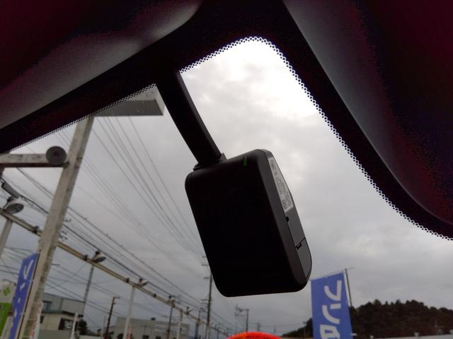 ステップワゴン ｅ：ＨＥＶスパーダ☆プレミアム☆１１型ナビ☆後席１０型モニタ　純正１１型ナビ・スマフォ連携Ａｐｐｌｅ＆Ａｎｄｒｏｉｄ・ホンダトータルケア対応・後席１０型フリップ・ナビ連動前後ドラレコ＆ＥＴＣ・全方位カメラ・ハーフレザー前後ヒーター・コーナーソナー・運転支援（65枚目）