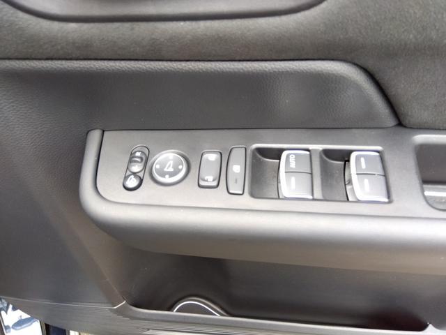 ステップワゴン ｅ：ＨＥＶスパーダ☆プレミアム☆１１型ナビ☆後席１０型モニタ　純正１１型ナビ・スマフォ連携Ａｐｐｌｅ＆Ａｎｄｒｏｉｄ・ホンダトータルケア対応・後席１０型フリップ・ナビ連動前後ドラレコ＆ＥＴＣ・全方位カメラ・ハーフレザー前後ヒーター・コーナーソナー・運転支援（69枚目）