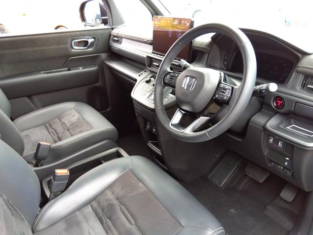 ステップワゴン ｅ：ＨＥＶスパーダ☆プレミアム☆１１型ナビ☆後席１０型モニタ　純正１１型ナビ・スマフォ連携Ａｐｐｌｅ＆Ａｎｄｒｏｉｄ・ホンダトータルケア対応・後席１０型フリップ・ナビ連動前後ドラレコ＆ＥＴＣ・全方位カメラ・ハーフレザー前後ヒーター・コーナーソナー・運転支援（70枚目）