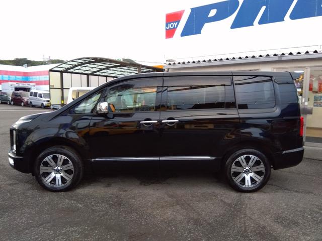 デリカＤ：５ Ｐ☆純正１０型ナビ☆後席１０型モニタ☆全方位カメラ☆禁煙車☆　純正１０型ナビ・ＤＶＤ再生・ＣＤ録音・Ｉｐｏｄ接続・ＵＳＢ＆ＢＴｏｏｔｈ・スマートアクセス対応・後席１０型フリップダウン・全方位カメラ・ナビ連動ＥＴＣ・前席ヒーター・レーダークルーズ・ＢＳＭ（5枚目）