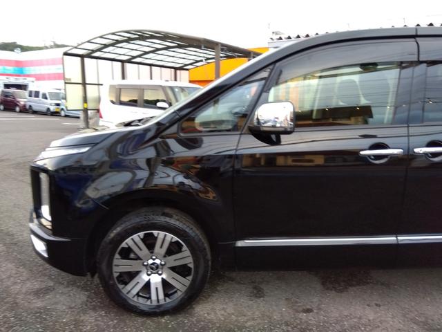 デリカＤ：５ Ｐ☆純正１０型ナビ☆後席１０型モニタ☆全方位カメラ☆禁煙車☆　純正１０型ナビ・ＤＶＤ再生・ＣＤ録音・Ｉｐｏｄ接続・ＵＳＢ＆ＢＴｏｏｔｈ・スマートアクセス対応・後席１０型フリップダウン・全方位カメラ・ナビ連動ＥＴＣ・前席ヒーター・レーダークルーズ・ＢＳＭ（6枚目）