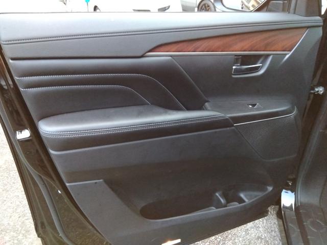 デリカＤ：５ Ｐ☆純正１０型ナビ☆後席１０型モニタ☆全方位カメラ☆禁煙車☆　純正１０型ナビ・ＤＶＤ再生・ＣＤ録音・Ｉｐｏｄ接続・ＵＳＢ＆ＢＴｏｏｔｈ・スマートアクセス対応・後席１０型フリップダウン・全方位カメラ・ナビ連動ＥＴＣ・前席ヒーター・レーダークルーズ・ＢＳＭ（74枚目）