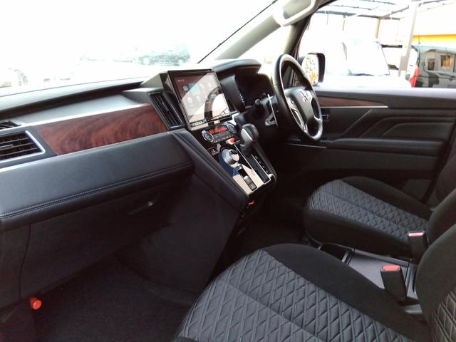 デリカＤ：５ Ｐ☆純正１０型ナビ☆後席１０型モニタ☆全方位カメラ☆禁煙車☆　純正１０型ナビ・ＤＶＤ再生・ＣＤ録音・Ｉｐｏｄ接続・ＵＳＢ＆ＢＴｏｏｔｈ・スマートアクセス対応・後席１０型フリップダウン・全方位カメラ・ナビ連動ＥＴＣ・前席ヒーター・レーダークルーズ・ＢＳＭ（75枚目）