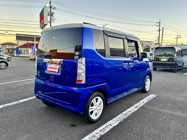 Ｎ－ＢＯＸ ２トーンカラースタイルＧＬｐｋｇ☆禁煙車☆修復歴無☆試乗ＯＫ　ツートンカラー☆ナビ☆Ｂｌｕｅｔｏｏｔｈ☆バックカメラ☆ＤＶＤ再生☆ＥＴＣ☆前後ドラレコ☆電動ドア☆アルミホイール☆スマートキー＆プッシュスタート☆シートバックテーブル☆走行５．６万ｋｍ☆試乗出来ます（7枚目）