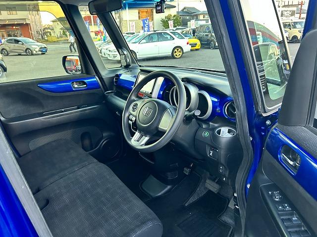 Ｎ－ＢＯＸ ２トーンカラースタイルＧＬｐｋｇ☆禁煙車☆修復歴無☆試乗ＯＫ　ツートンカラー☆ナビ☆Ｂｌｕｅｔｏｏｔｈ☆バックカメラ☆ＤＶＤ再生☆ＥＴＣ☆前後ドラレコ☆電動ドア☆アルミホイール☆スマートキー＆プッシュスタート☆シートバックテーブル☆走行５．６万ｋｍ☆試乗出来ます（11枚目）