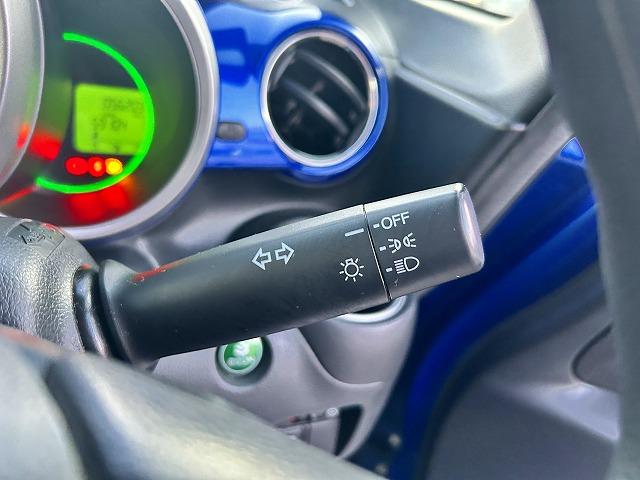 Ｎ－ＢＯＸ ２トーンカラースタイルＧＬｐｋｇ☆禁煙車☆修復歴無☆試乗ＯＫ　ツートンカラー☆ナビ☆Ｂｌｕｅｔｏｏｔｈ☆バックカメラ☆ＤＶＤ再生☆ＥＴＣ☆前後ドラレコ☆電動ドア☆アルミホイール☆スマートキー＆プッシュスタート☆シートバックテーブル☆走行５．６万ｋｍ☆試乗出来ます（16枚目）