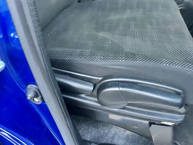 Ｎ－ＢＯＸ ２トーンカラースタイルＧＬｐｋｇ☆禁煙車☆修復歴無☆試乗ＯＫ　ツートンカラー☆ナビ☆Ｂｌｕｅｔｏｏｔｈ☆バックカメラ☆ＤＶＤ再生☆ＥＴＣ☆前後ドラレコ☆電動ドア☆アルミホイール☆スマートキー＆プッシュスタート☆シートバックテーブル☆走行５．６万ｋｍ☆試乗出来ます（41枚目）