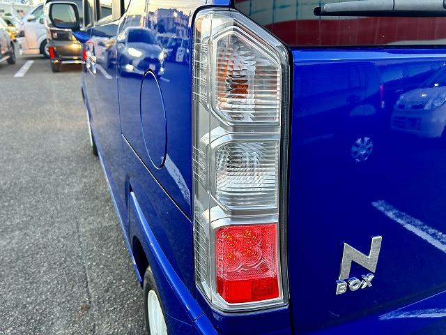 Ｎ－ＢＯＸ ２トーンカラースタイルＧＬｐｋｇ☆禁煙車☆修復歴無☆試乗ＯＫ　ツートンカラー☆ナビ☆Ｂｌｕｅｔｏｏｔｈ☆バックカメラ☆ＤＶＤ再生☆ＥＴＣ☆前後ドラレコ☆電動ドア☆アルミホイール☆スマートキー＆プッシュスタート☆シートバックテーブル☆走行５．６万ｋｍ☆試乗出来ます（70枚目）