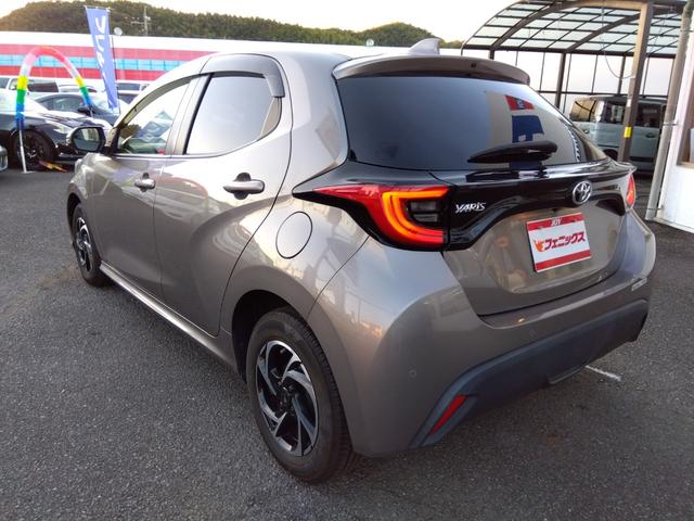 ヤリス G 純正ナビTV!Bltooth!パノラマビュ!DVD再生!ミラキャスト!ナビ連動ETC!ドラレコ!プリクラッシュ!クリアランスソナー!ハンドル支援!モデリスタAW!LEDオートライト&オートハイビーム!(9枚目)