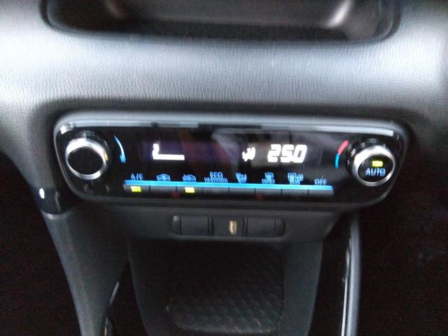 ヤリス G 純正ナビTV!Bltooth!パノラマビュ!DVD再生!ミラキャスト!ナビ連動ETC!ドラレコ!プリクラッシュ!クリアランスソナー!ハンドル支援!モデリスタAW!LEDオートライト&オートハイビーム!(15枚目)