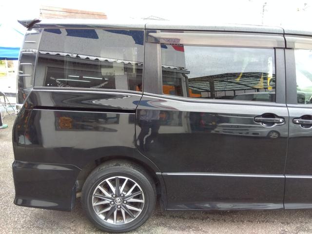 ヴォクシー ZS☆1オーナー☆10型ナビTV☆11型後席モニター☆ETC ワンオーナー・10型ナビ・フルセグtv・11型フリップダウンモニター・バックカメラ・ビルトインETC・ワンタッチ両側パワースライドドア・スマートキー・プッシュスタート・クリアランスソナー(13枚目)