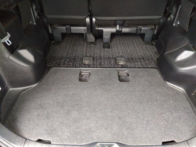 ヴォクシー ZS☆1オーナー☆10型ナビTV☆11型後席モニター☆ETC ワンオーナー・10型ナビ・フルセグtv・11型フリップダウンモニター・バックカメラ・ビルトインETC・ワンタッチ両側パワースライドドア・スマートキー・プッシュスタート・クリアランスソナー(42枚目)