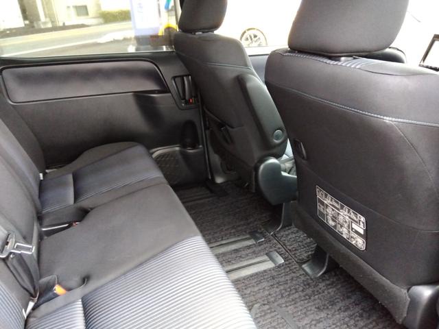 ヴォクシー ZS☆1オーナー☆10型ナビTV☆11型後席モニター☆ETC ワンオーナー・10型ナビ・フルセグtv・11型フリップダウンモニター・バックカメラ・ビルトインETC・ワンタッチ両側パワースライドドア・スマートキー・プッシュスタート・クリアランスソナー(66枚目)