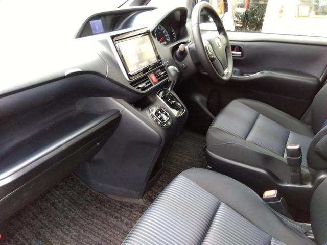 ヴォクシー ZS☆1オーナー☆10型ナビTV☆11型後席モニター☆ETC ワンオーナー・10型ナビ・フルセグtv・11型フリップダウンモニター・バックカメラ・ビルトインETC・ワンタッチ両側パワースライドドア・スマートキー・プッシュスタート・クリアランスソナー(68枚目)