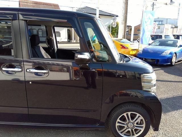 Ｎ－ＢＯＸカスタム ＧＡｐｋｇ☆ナビ☆３６０度ドラレコ☆走行４．１万ｋ☆試乗ＯＫ　ナビ☆ＤＶＤ再生☆ＵＳＢ＆Ｂｌｕｅｔｏｏｔｈ☆バックカメラ☆ＥＴＣ☆前後＆３６０度カメラ付きドラレコ☆ＣＴＢＡ衝突軽減ブレーキ☆ＨＩＤオートライト☆電動ドア☆電格ウィンカーミラ☆走行４．１万☆試乗ＯＫ（12枚目）