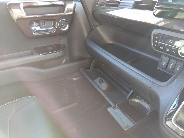 Ｎ－ＢＯＸカスタム ＧＬホンダセンシング☆後期型☆８型ナビ☆ドラレコ☆試乗ＯＫ☆　後期型☆８型ナビ☆ＤＶＤ再生☆Ｂｌｕｅｔｏｏｔｈ☆ＡｐｐｌｅＣａｒ対応☆ナビ連動ドラレコ＆ＥＴＣ☆レーダークルーズ＆運転支援☆ＬＥＤオートハイビーム☆電動ドア☆革調シート☆走行５．０万☆試乗出来ます☆（61枚目）