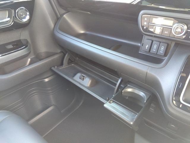 Ｎ－ＢＯＸカスタム Ｌターボ☆最終型☆ナビ☆Ｂカメラ☆半革Ｓ☆禁煙車☆試乗ＯＫ☆　最終型☆ターボ☆パドルシフト☆ナビ☆ＤＶＤ再生☆Ｂｌｕｅｔｏｏｔｈ☆バックカメラ☆ＥＴＣ☆半革シート＆ヒーター☆後方ソナー☆レーダークルーズ☆電子パーキング＆オートホールド☆走行１．６万ｋｍ☆試乗ＯＫ（60枚目）