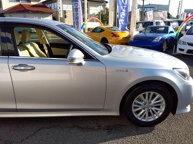 クラウンハイブリッド ロイヤルサルーン☆軽減ブレーキ☆走行3.9万k☆試乗出来ます メーカーナビ☆DVD再生☆Bluetooth☆バックカメラ☆ETC☆前後ドラレコ☆プリクラッシュ☆軽減ブレーキ☆追従クルーズ☆コーナーソナー☆LEDオートハイビーム☆電動シート☆走行3.9万☆試乗OK(12枚目)