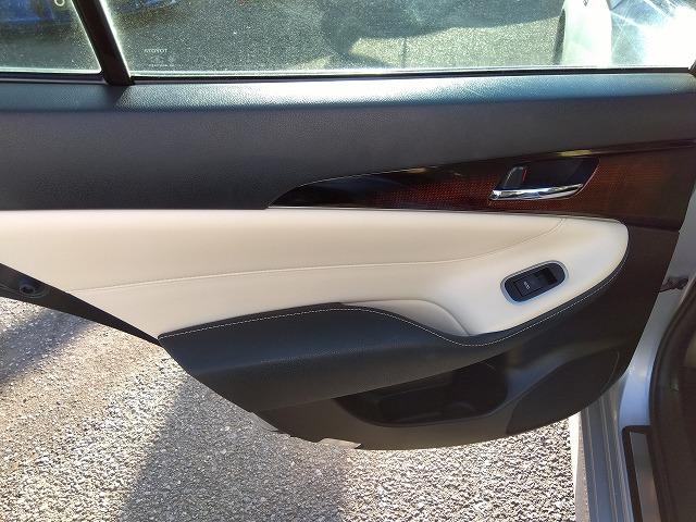 クラウンハイブリッド ロイヤルサルーン☆軽減ブレーキ☆走行3.9万k☆試乗出来ます メーカーナビ☆DVD再生☆Bluetooth☆バックカメラ☆ETC☆前後ドラレコ☆プリクラッシュ☆軽減ブレーキ☆追従クルーズ☆コーナーソナー☆LEDオートハイビーム☆電動シート☆走行3.9万☆試乗OK(15枚目)