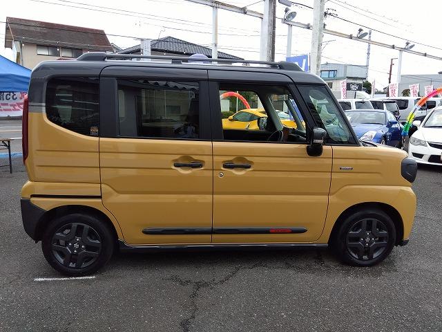 スペーシアギア HV-XZ☆現行型☆ツートンカラー☆9型ナビ☆走行0.2万☆ 現行型☆スマフォ連携9型ナビ☆AppleCar&Android対応☆Bluetooth☆全方位カメラ☆前席&ハンドルヒーター☆操舵支援☆LEDオートハイビーム☆オットマン☆走行0.2万☆試乗出来ます☆(11枚目)