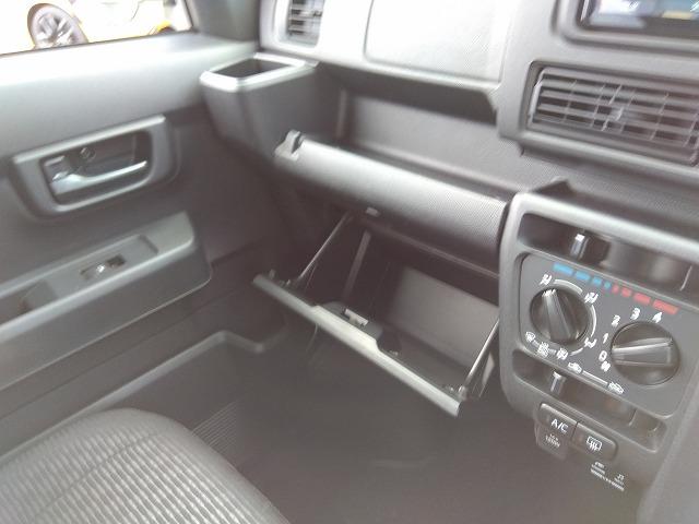 ハイゼットカーゴ クルーズターボ☆純正ナビ☆前後ドラレコ☆修復歴無し☆禁煙車☆　純正ナビ・ＤＶＤ再生・ＣＤ録音・ＵＳＢ＆ＢＴｏｏｔｈ・Ｂカメラ・ナビ連動前後ドラレコ・コーナーソナー・オートライト＆オートハイビーム・フロントパワーウィンドゥ・オーバーヘッドコンソール・電格ミラー（57枚目）