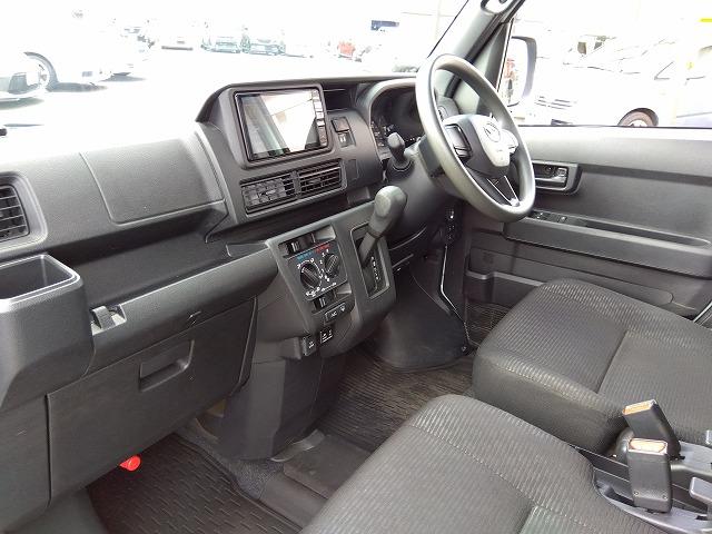 ハイゼットカーゴ クルーズターボ☆純正ナビ☆前後ドラレコ☆修復歴無し☆禁煙車☆　純正ナビ・ＤＶＤ再生・ＣＤ録音・ＵＳＢ＆ＢＴｏｏｔｈ・Ｂカメラ・ナビ連動前後ドラレコ・コーナーソナー・オートライト＆オートハイビーム・フロントパワーウィンドゥ・オーバーヘッドコンソール・電格ミラー（71枚目）