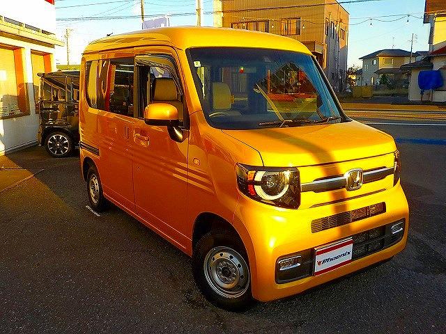 Ｎ－ＶＡＮ＋スタイル ファンホンダセンシング☆軽減ブレーキ☆走行４．０万☆試乗ＯＫ　ホンダセンシング☆軽減ブレーキ☆追従クルコン☆車線逸脱抑制☆専用オーディオ☆ＵＳＢ☆ステアリモコン☆オーバーヘッドコンソール☆オートエアコン☆スマートキー☆プッシュスタート☆走行４．０万☆試乗出来ます（5枚目）