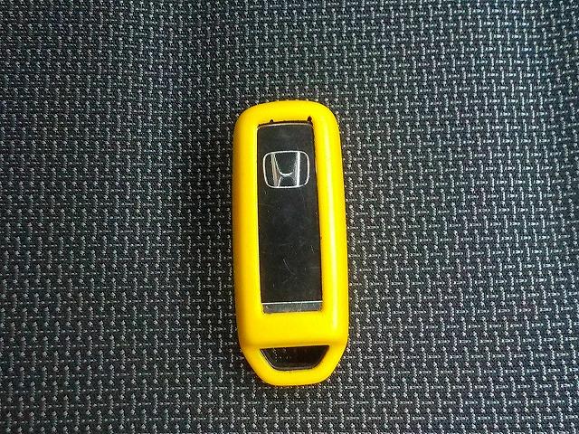 Ｎ－ＶＡＮ＋スタイル ファンホンダセンシング☆軽減ブレーキ☆走行４．０万☆試乗ＯＫ　ホンダセンシング☆軽減ブレーキ☆追従クルコン☆車線逸脱抑制☆専用オーディオ☆ＵＳＢ☆ステアリモコン☆オーバーヘッドコンソール☆オートエアコン☆スマートキー☆プッシュスタート☆走行４．０万☆試乗出来ます（66枚目）