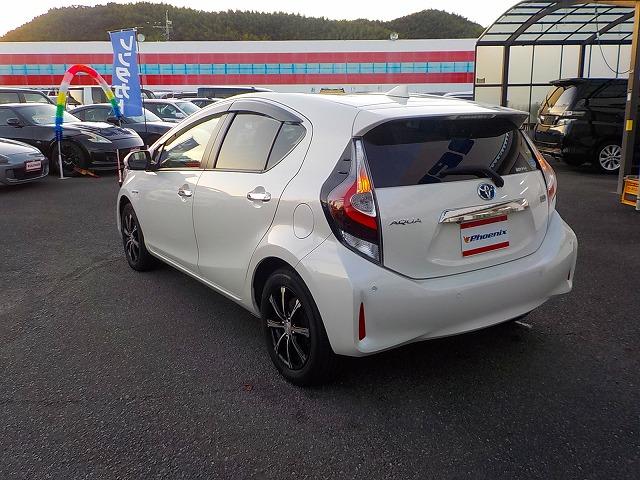 アクア Sスタイルブラック☆最終型☆ナビ☆全方位モニタ☆試乗出来ます 最終型☆軽減ブレーキ☆車線逸脱警報☆コーナーソナー☆ナビ☆パノラミックビューカメラ☆Bluetooth☆ステアリモコン☆前後ドラレコ☆リアスポイラー☆LEDオートライト☆走行5.0万km☆試乗出来ます(8枚目)