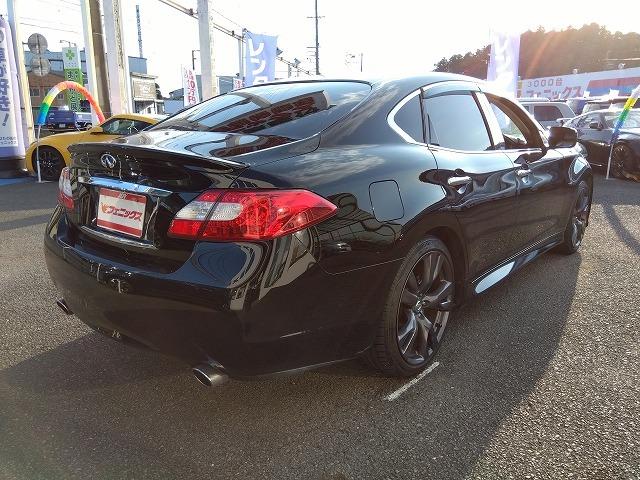 フーガハイブリッド ☆当店買取車☆黒革シート☆メーカーナビ☆サンルーフ☆試乗ＯＫ　☆当店買取車☆メーカーナビ☆黒本革シート☆サンルーフ☆ＤＶＤ再生☆シートヒーター☆バックカメラ☆ＥＴＣ☆Ｂｌｕｅｔｏｏｔｈ☆ＬＥＤオートライト☆２０インチアルミホイール☆走行７．５万ｋｍ☆試乗出来ます（10枚目）