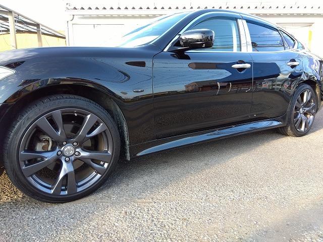 フーガハイブリッド ☆当店買取車☆黒革シート☆メーカーナビ☆サンルーフ☆試乗ＯＫ　☆当店買取車☆メーカーナビ☆黒本革シート☆サンルーフ☆ＤＶＤ再生☆シートヒーター☆バックカメラ☆ＥＴＣ☆Ｂｌｕｅｔｏｏｔｈ☆ＬＥＤオートライト☆２０インチアルミホイール☆走行７．５万ｋｍ☆試乗出来ます（22枚目）