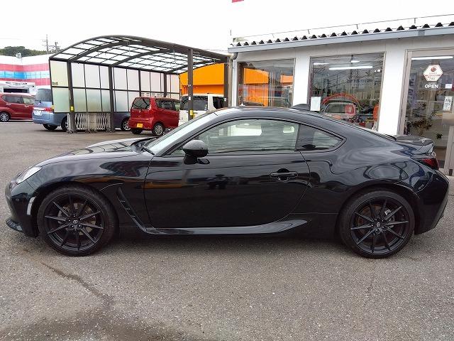 ＧＲ８６ ＲＺ☆ハーフレザー☆純正ナビ☆６速ＭＴ☆修復無☆禁煙車☆　純正ナビ・ＤＶＤ再生・ＣＤ録音・ＢＴｏｏｔｈ・Ｂカメラ・専用ハーフレザースポーツシート＆ヒーター・ブラインドスポットＤ・ステア連動ＬＥＤオートライト・バックフォグ・クルーズコント・スマートキー（5枚目）