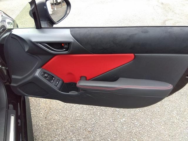 ＧＲ８６ ＲＺ☆ハーフレザー☆純正ナビ☆６速ＭＴ☆修復無☆禁煙車☆　純正ナビ・ＤＶＤ再生・ＣＤ録音・ＢＴｏｏｔｈ・Ｂカメラ・専用ハーフレザースポーツシート＆ヒーター・ブラインドスポットＤ・ステア連動ＬＥＤオートライト・バックフォグ・クルーズコント・スマートキー（67枚目）