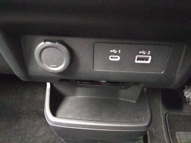 ｅＫクロス ＥＶ Ｐ☆先進安全快適パック☆全方位カメラ☆マイパイロット☆禁煙☆　スマフォ連携９型ナビ・ＡｐｐｌｅＣａｒ対応・全方位カメラ・デジタルインナーミラー・駐車支援・マイパイロット操舵支援・コーナーソナー・前席＆ハンドルヒーター・先進安全快適パック付き・ＥＴＣ２．０（58枚目）