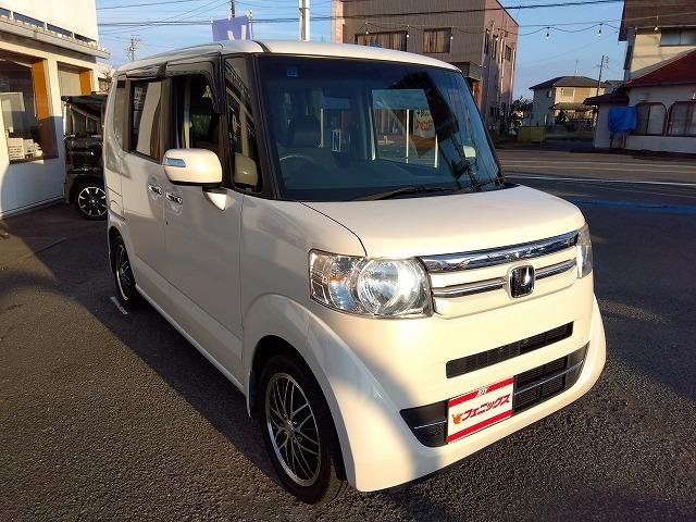 Ｎ－ＢＯＸ ＧＳＳｐｋｇ☆当店買取車☆後期型☆ナビ☆後席Ｍ☆試乗出来ます　☆当店買取車☆後期型☆ナビ☆フリップダウンモニター☆バックカメラ☆ＤＶＤ再生☆Ｂｌｕｅｔｏｏｔｈ☆ＥＴＣ☆両側電動ドア☆スマートキー☆プッシュスタート☆アルミホイール☆走行７．６万ｋｍ☆試乗出来ます☆（4枚目）