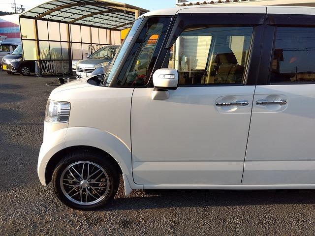 Ｎ－ＢＯＸ ＧＳＳｐｋｇ☆当店買取車☆後期型☆ナビ☆後席Ｍ☆試乗出来ます　☆当店買取車☆後期型☆ナビ☆フリップダウンモニター☆バックカメラ☆ＤＶＤ再生☆Ｂｌｕｅｔｏｏｔｈ☆ＥＴＣ☆両側電動ドア☆スマートキー☆プッシュスタート☆アルミホイール☆走行７．６万ｋｍ☆試乗出来ます☆（6枚目）