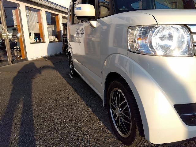 Ｎ－ＢＯＸ ＧＳＳｐｋｇ☆当店買取車☆後期型☆ナビ☆後席Ｍ☆試乗出来ます　☆当店買取車☆後期型☆ナビ☆フリップダウンモニター☆バックカメラ☆ＤＶＤ再生☆Ｂｌｕｅｔｏｏｔｈ☆ＥＴＣ☆両側電動ドア☆スマートキー☆プッシュスタート☆アルミホイール☆走行７．６万ｋｍ☆試乗出来ます☆（20枚目）