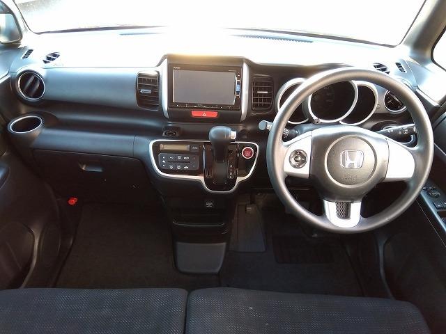 Ｎ－ＢＯＸ ＧＳＳｐｋｇ☆当店買取車☆後期型☆ナビ☆後席Ｍ☆試乗出来ます　☆当店買取車☆後期型☆ナビ☆フリップダウンモニター☆バックカメラ☆ＤＶＤ再生☆Ｂｌｕｅｔｏｏｔｈ☆ＥＴＣ☆両側電動ドア☆スマートキー☆プッシュスタート☆アルミホイール☆走行７．６万ｋｍ☆試乗出来ます☆（32枚目）