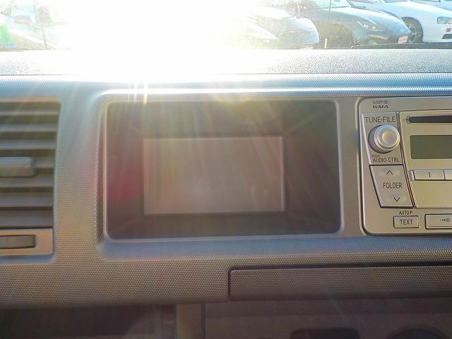 ＡＵＸ入力付き純正ＣＤオーディオ・ＡＣ１００Ｖ電源・クリアランスソナー・電格メッキミラー・メッキドアノブ・リアクーラー＆ヒーター・パワースライド・バンパーフォグ・キーレス・禁煙車・実走行７８００Ｋｍ