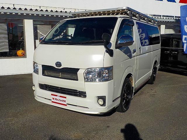 ハイエースバン ロングスーパーＧＬ☆ディーゼルターボ☆４ＷＤ☆キャリア付☆　アイバＷＯＲＫＳルーフキャリア・リアラダー・社外１７インチアルミ・ＬＥＤテール・ＲＥＣＡＲＯシート・前後ドラレコ・サブウーハー＆ツイーター・ＬＥＤオートライト・スマートキー・ＤＶＤ再生・ＢＴｏｏｔｈ（3枚目）