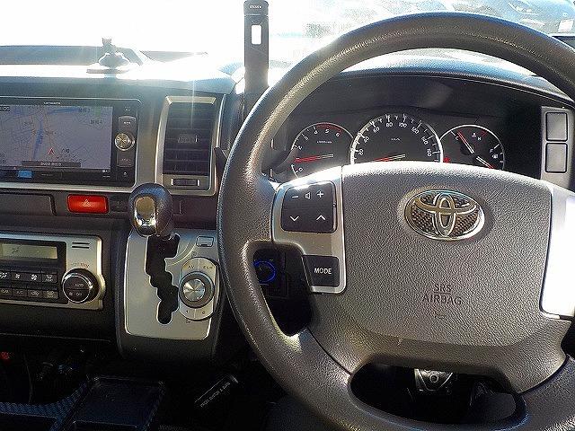 ハイエースバン ロングスーパーＧＬ☆ディーゼルターボ☆４ＷＤ☆キャリア付☆　アイバＷＯＲＫＳルーフキャリア・リアラダー・社外１７インチアルミ・ＬＥＤテール・ＲＥＣＡＲＯシート・前後ドラレコ・サブウーハー＆ツイーター・ＬＥＤオートライト・スマートキー・ＤＶＤ再生・ＢＴｏｏｔｈ（11枚目）