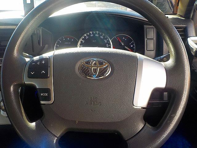 ハイエースバン ロングスーパーＧＬ☆ディーゼルターボ☆４ＷＤ☆キャリア付☆　アイバＷＯＲＫＳルーフキャリア・リアラダー・社外１７インチアルミ・ＬＥＤテール・ＲＥＣＡＲＯシート・前後ドラレコ・サブウーハー＆ツイーター・ＬＥＤオートライト・スマートキー・ＤＶＤ再生・ＢＴｏｏｔｈ（13枚目）