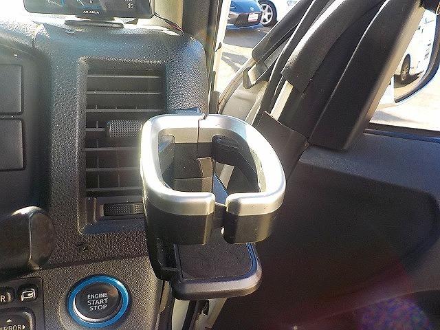 ハイエースバン ロングスーパーＧＬ☆ディーゼルターボ☆４ＷＤ☆キャリア付☆　アイバＷＯＲＫＳルーフキャリア・リアラダー・社外１７インチアルミ・ＬＥＤテール・ＲＥＣＡＲＯシート・前後ドラレコ・サブウーハー＆ツイーター・ＬＥＤオートライト・スマートキー・ＤＶＤ再生・ＢＴｏｏｔｈ（28枚目）