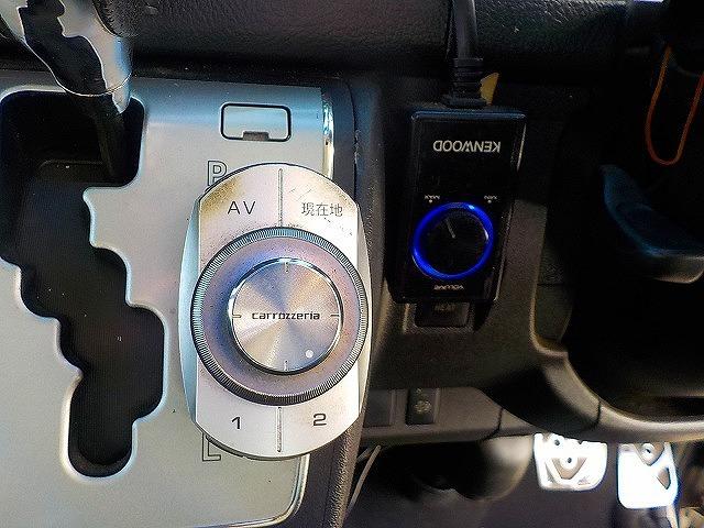 ハイエースバン ロングスーパーＧＬ☆ディーゼルターボ☆４ＷＤ☆キャリア付☆　アイバＷＯＲＫＳルーフキャリア・リアラダー・社外１７インチアルミ・ＬＥＤテール・ＲＥＣＡＲＯシート・前後ドラレコ・サブウーハー＆ツイーター・ＬＥＤオートライト・スマートキー・ＤＶＤ再生・ＢＴｏｏｔｈ（29枚目）