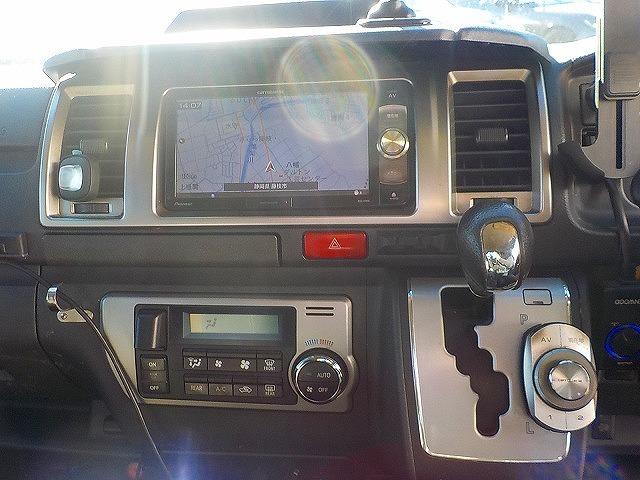 ハイエースバン ロングスーパーＧＬ☆ディーゼルターボ☆４ＷＤ☆キャリア付☆　アイバＷＯＲＫＳルーフキャリア・リアラダー・社外１７インチアルミ・ＬＥＤテール・ＲＥＣＡＲＯシート・前後ドラレコ・サブウーハー＆ツイーター・ＬＥＤオートライト・スマートキー・ＤＶＤ再生・ＢＴｏｏｔｈ（31枚目）