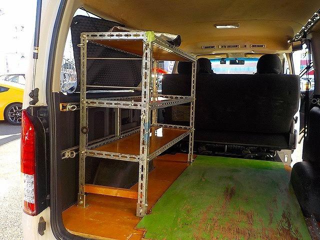 ハイエースバン ロングスーパーＧＬ☆ディーゼルターボ☆４ＷＤ☆キャリア付☆　アイバＷＯＲＫＳルーフキャリア・リアラダー・社外１７インチアルミ・ＬＥＤテール・ＲＥＣＡＲＯシート・前後ドラレコ・サブウーハー＆ツイーター・ＬＥＤオートライト・スマートキー・ＤＶＤ再生・ＢＴｏｏｔｈ（49枚目）