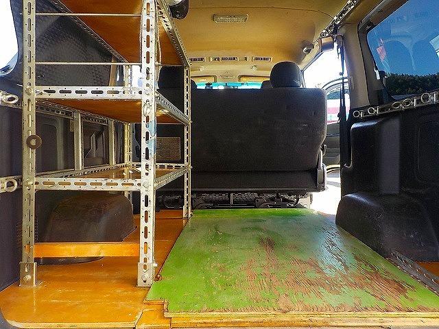 ハイエースバン ロングスーパーＧＬ☆ディーゼルターボ☆４ＷＤ☆キャリア付☆　アイバＷＯＲＫＳルーフキャリア・リアラダー・社外１７インチアルミ・ＬＥＤテール・ＲＥＣＡＲＯシート・前後ドラレコ・サブウーハー＆ツイーター・ＬＥＤオートライト・スマートキー・ＤＶＤ再生・ＢＴｏｏｔｈ（50枚目）